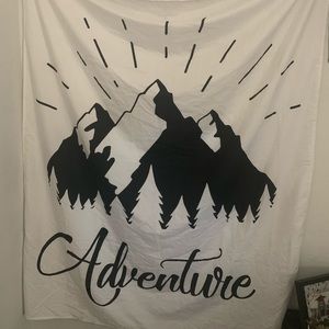 BLACK AND WHITE TAPESTRY *VERY GOOD CONDITION*